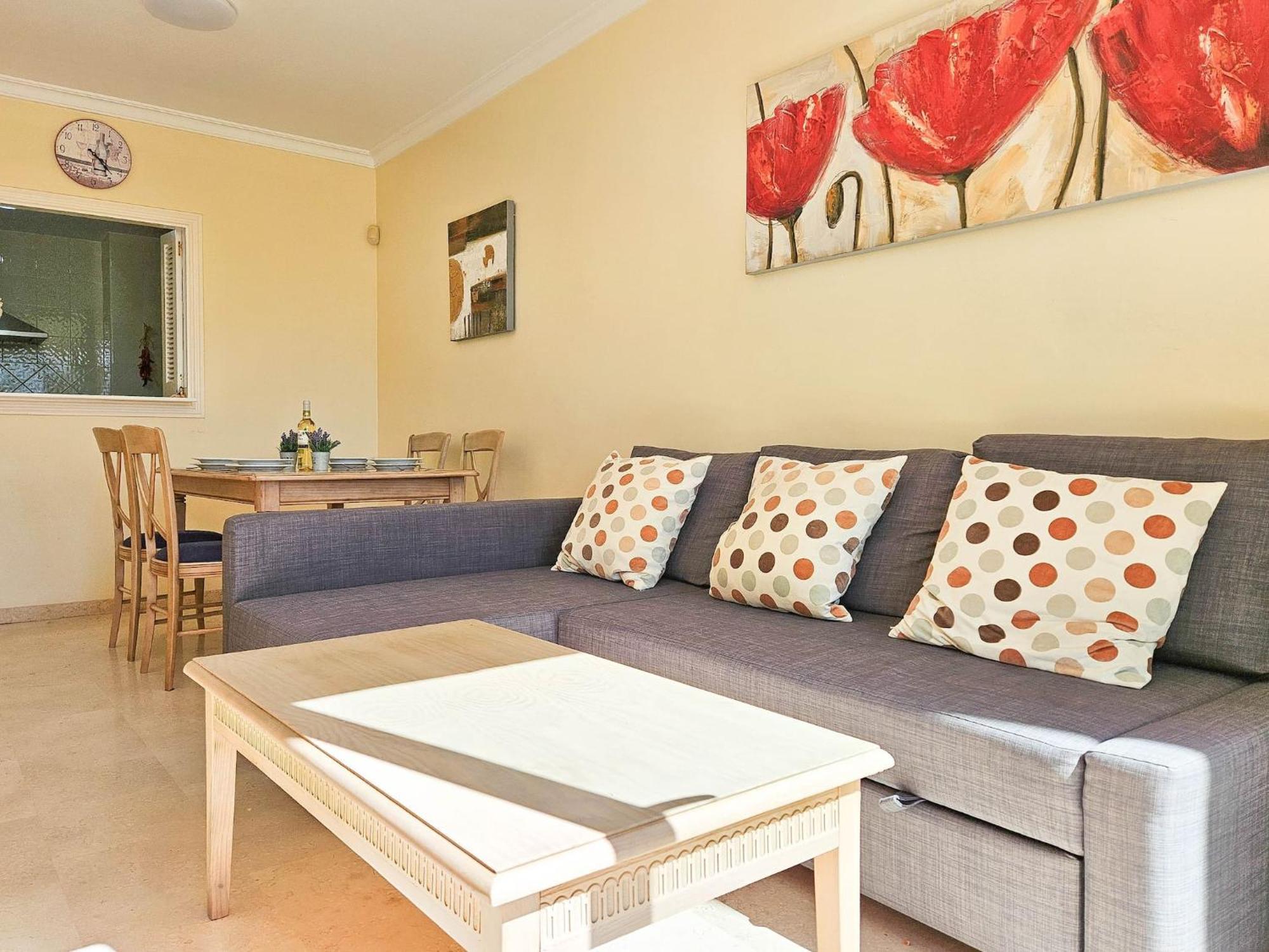 Apartment 1 Bed In Lagos De Santa Maria, Elviria
