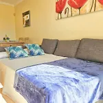 1 Bed In Los Lagos De Santa Maria, Elviria