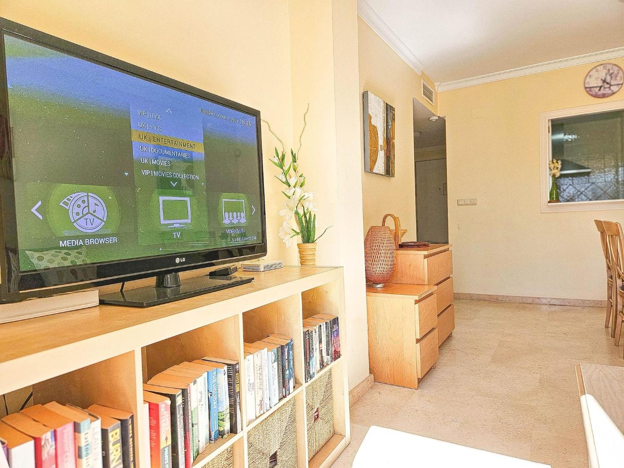 1 Bed In Lagos De Santa Maria, Elviria *
