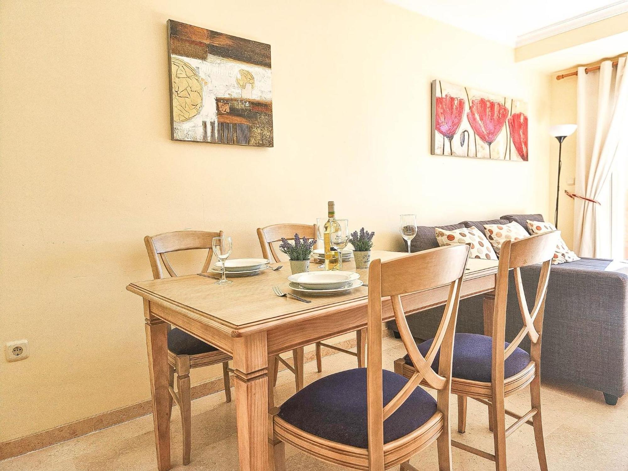 1 Bed In Lagos De Santa Maria, Elviria Apartment *