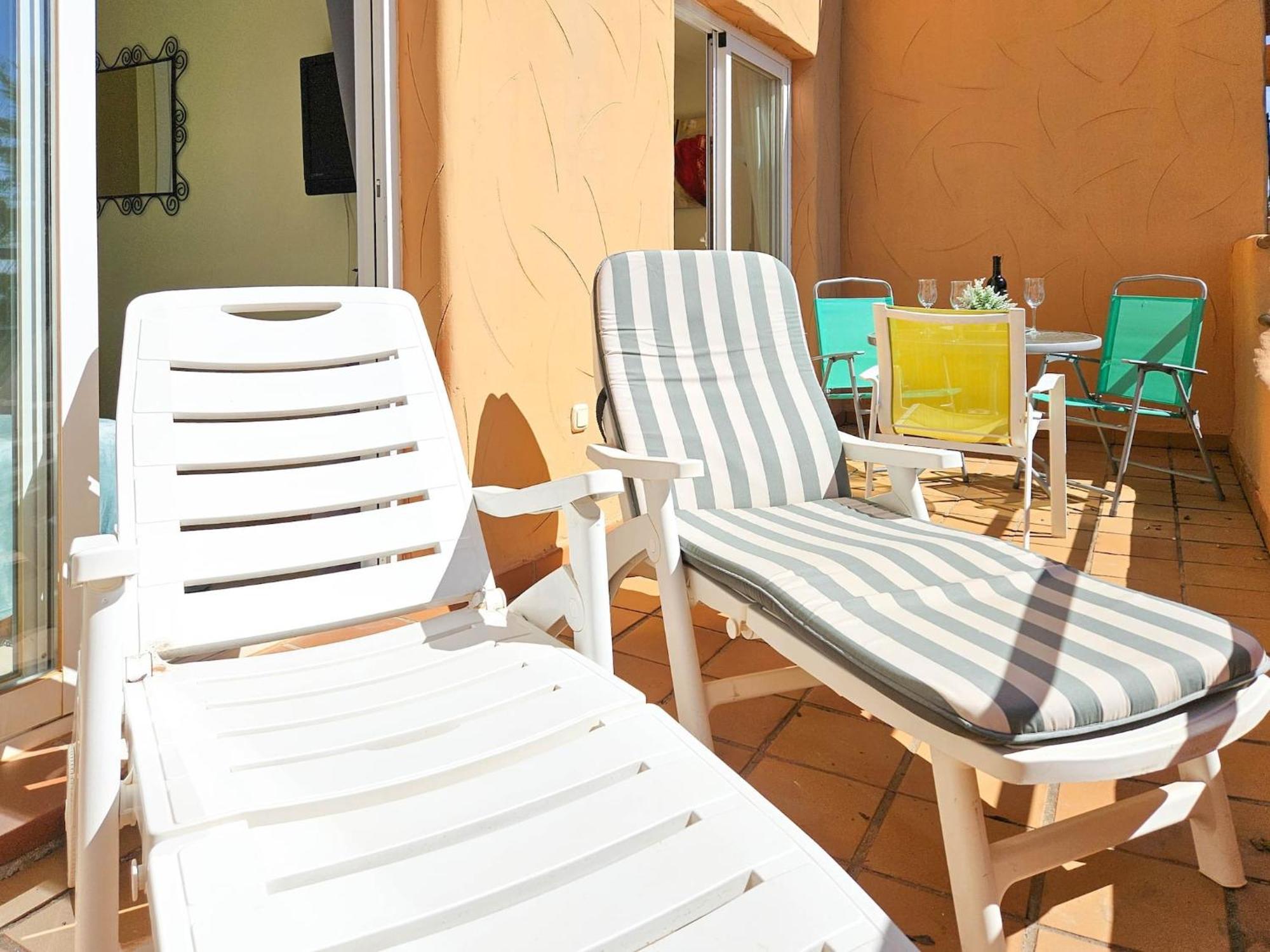 Apartment 1 Bed In Lagos De Santa Maria, Elviria *