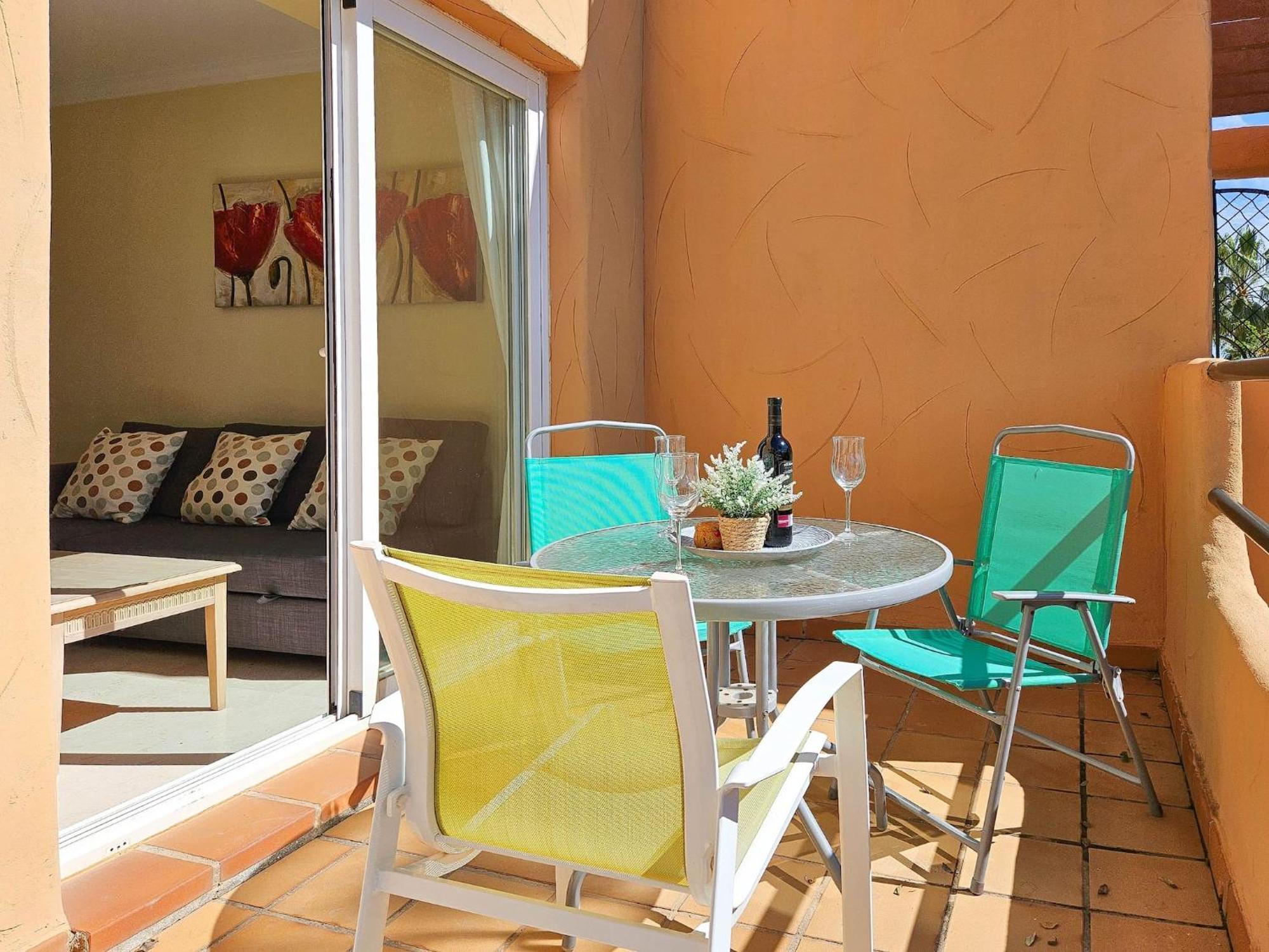 1 Bed In Lagos De Santa Maria, Elviria *
