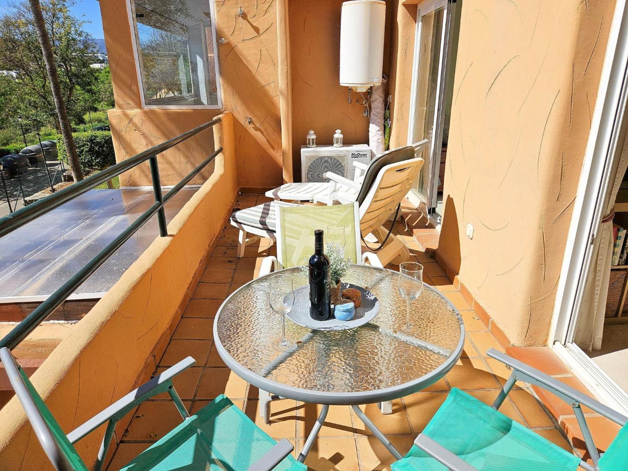 1 Bed In Lagos De Santa Maria, Elviria *